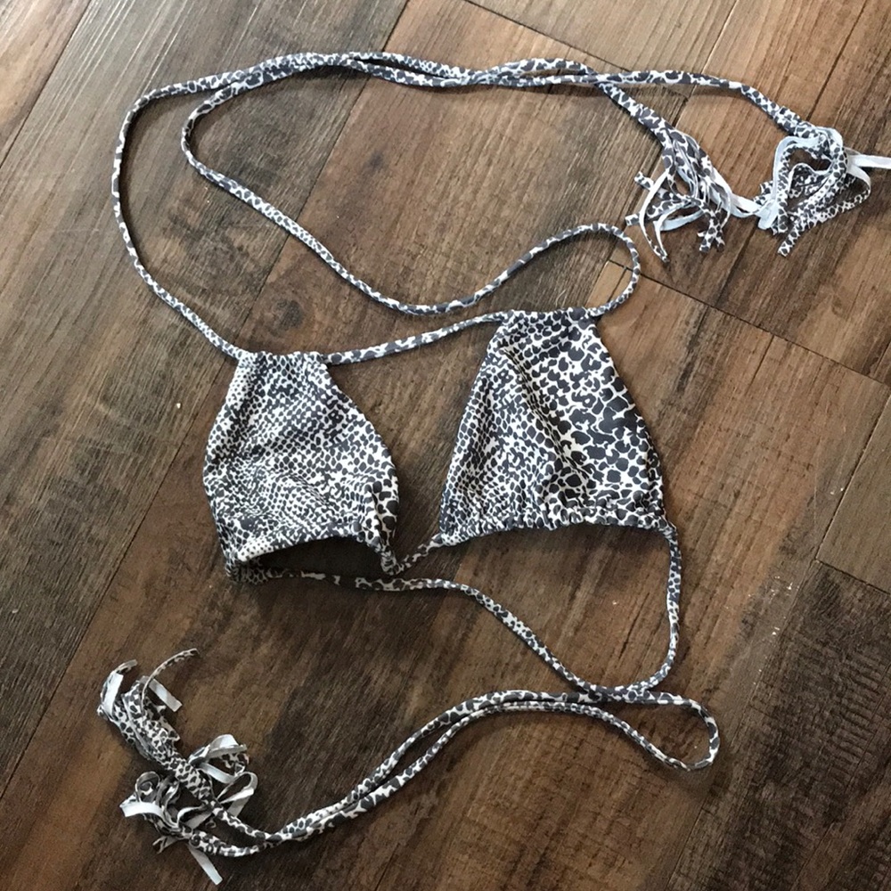 SOLD* Acacia Snake Cannons Top, sz small FOR TRADE